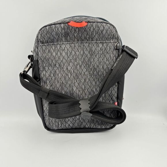 Travelon Slim Double Zip Anti-Theft Classic Crossbody Bag Water Bottle Holder - Picture 6 of 10